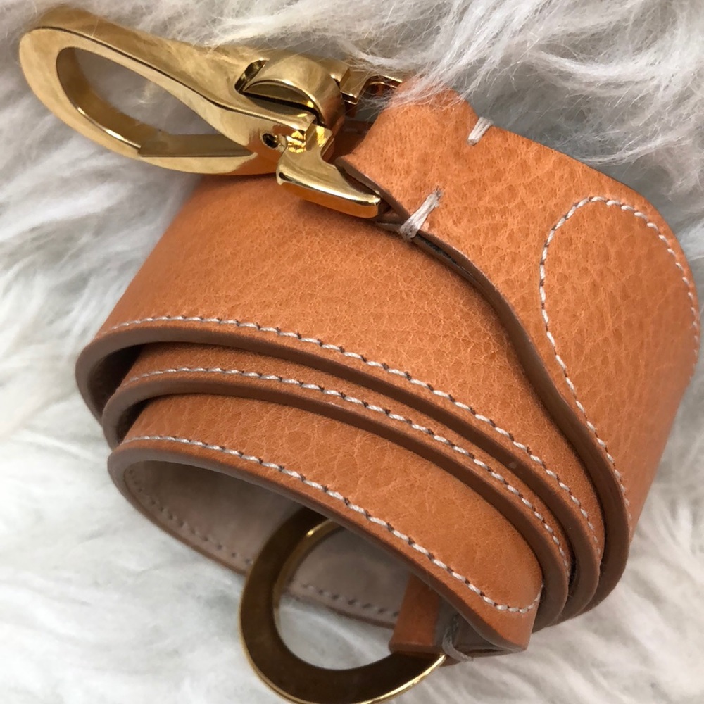 Oscar dela Renta Italy Leather Belt - Picture 2 of 9